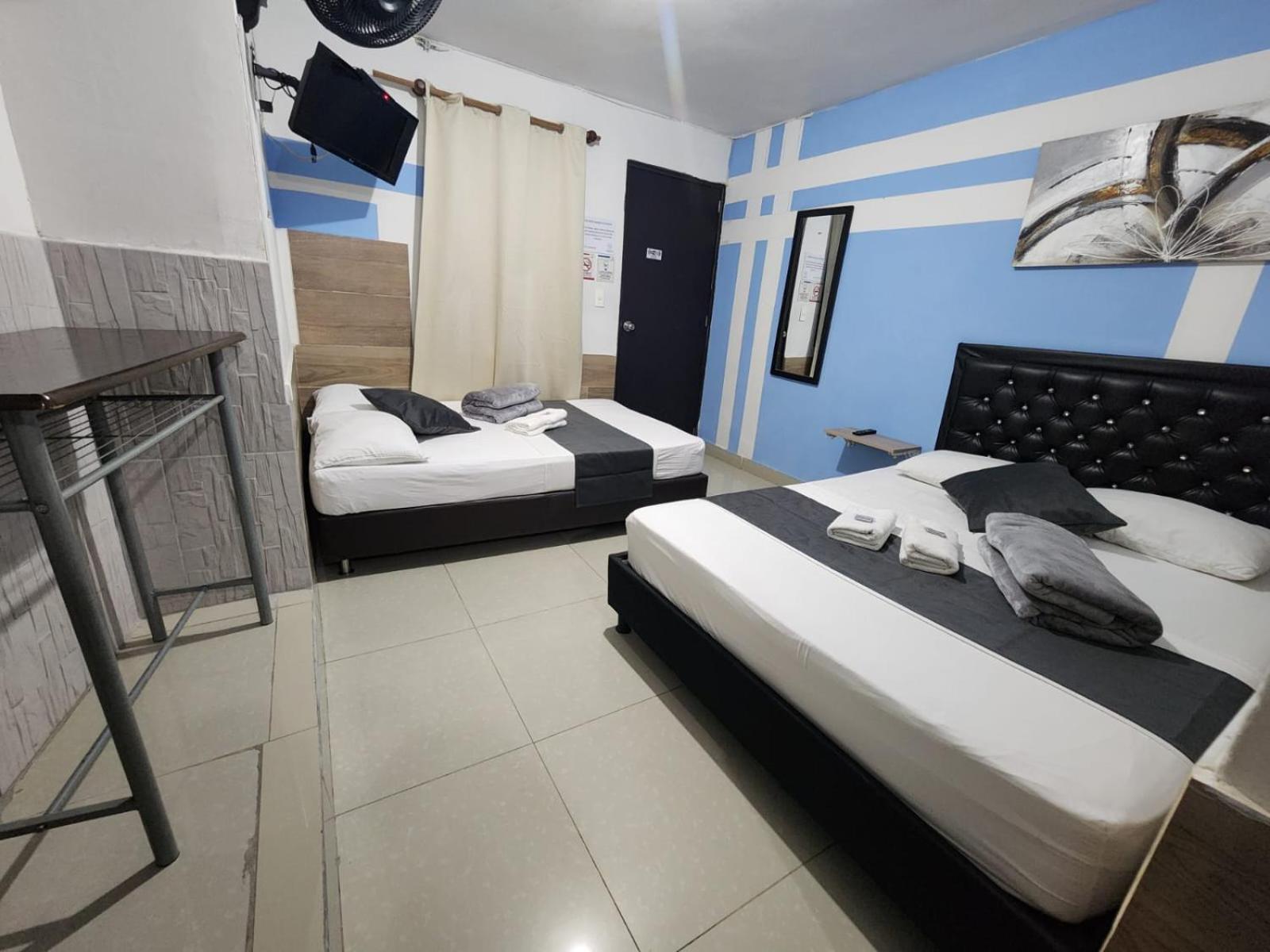 Apartahotel Calasanz Home Medellin Bagian luar foto