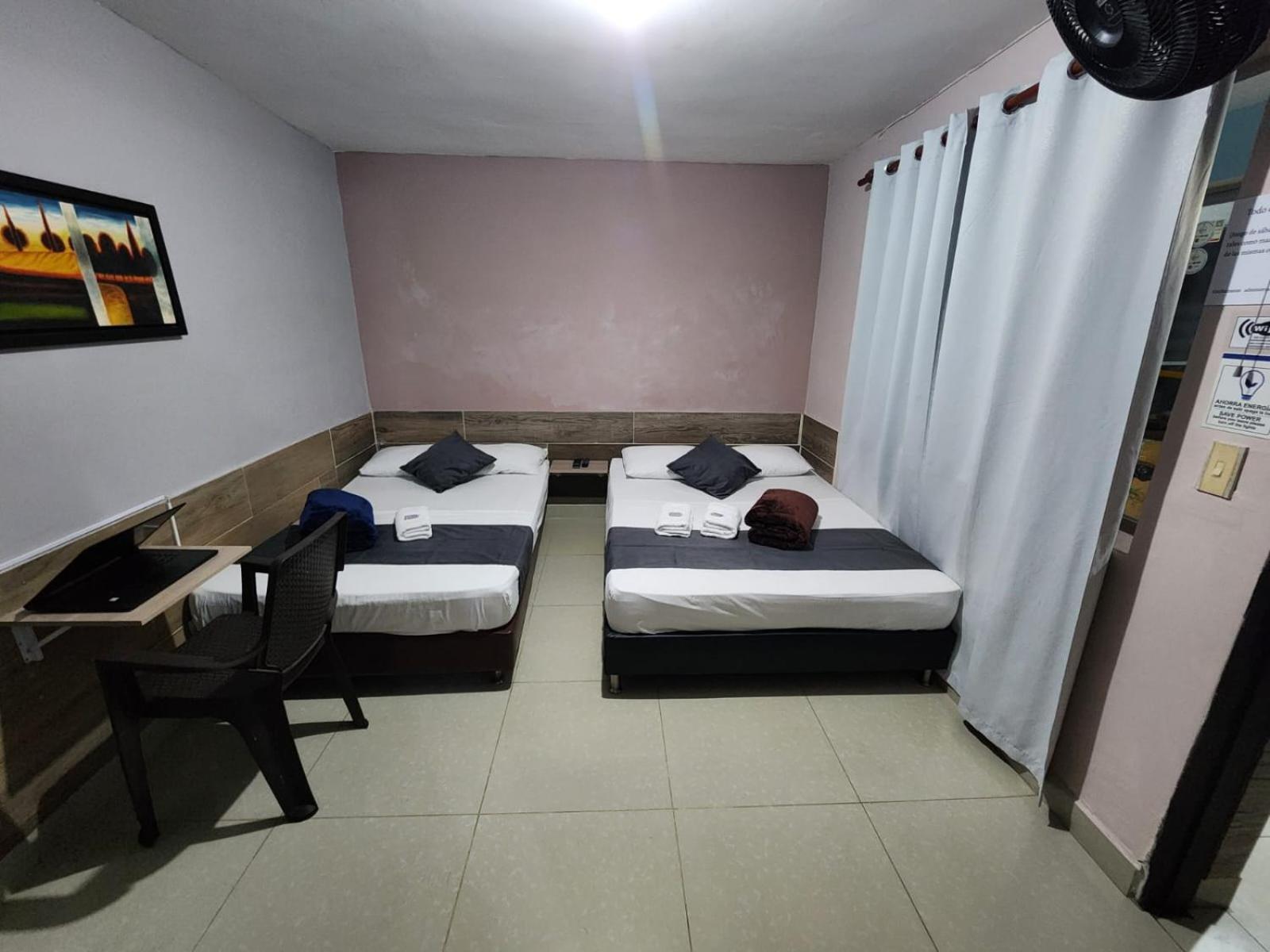 Apartahotel Calasanz Home Medellin Bagian luar foto