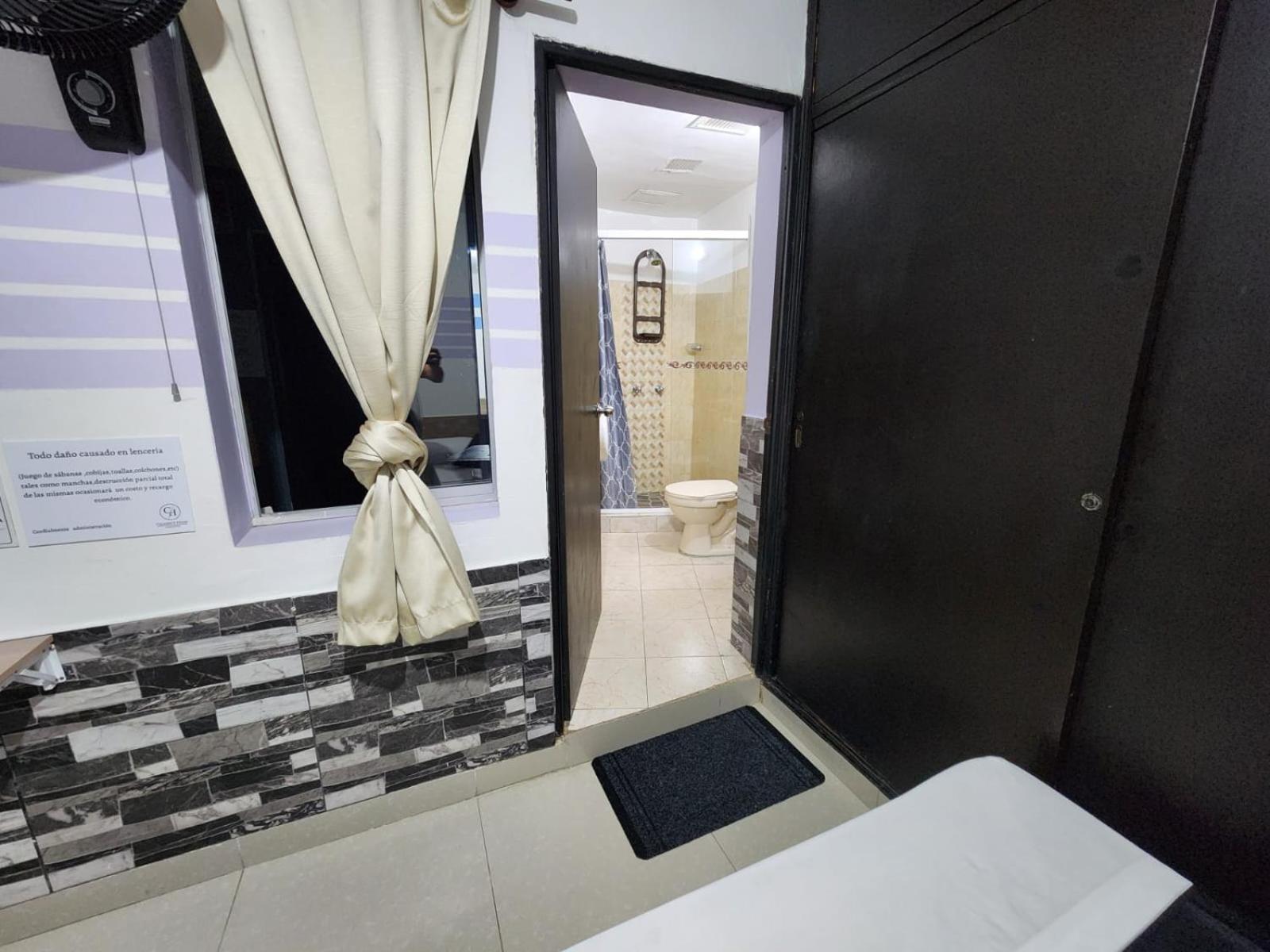 Apartahotel Calasanz Home Medellin Bagian luar foto
