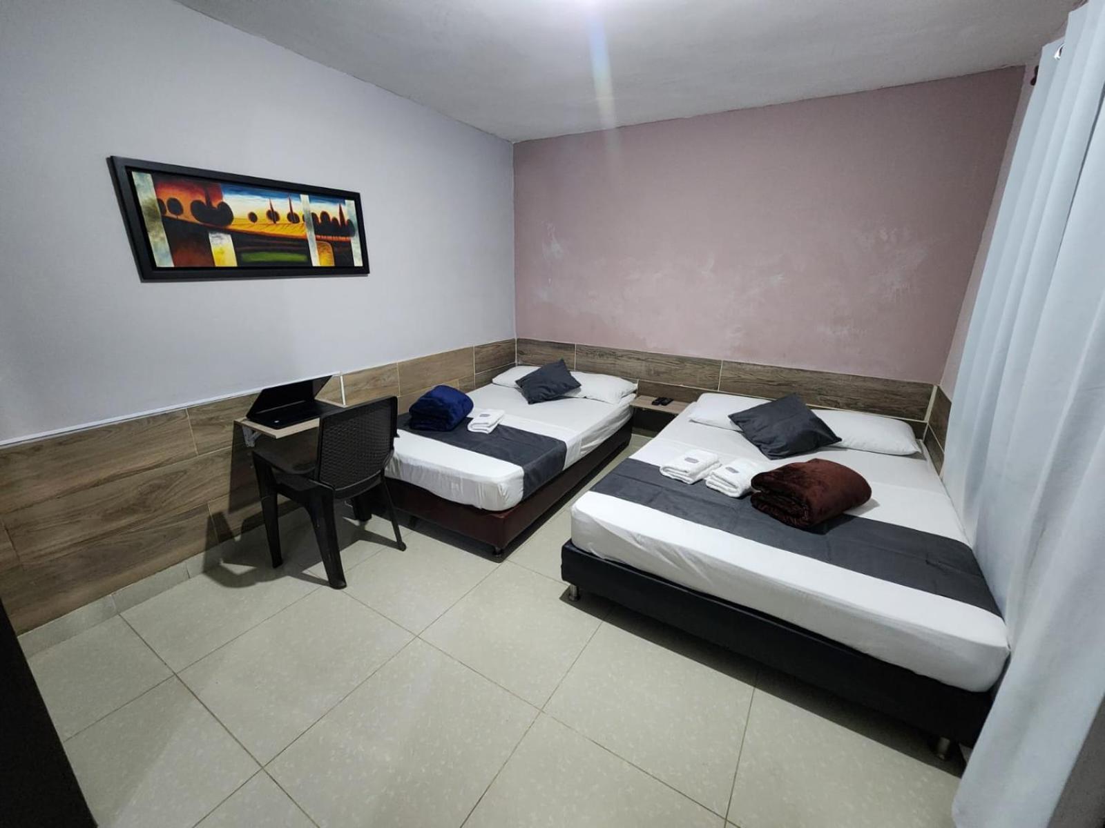 Apartahotel Calasanz Home Medellin Bagian luar foto