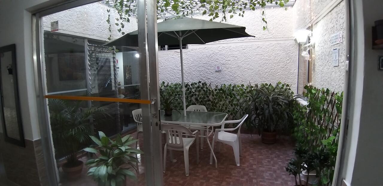 Apartahotel Calasanz Home Medellin Bagian luar foto